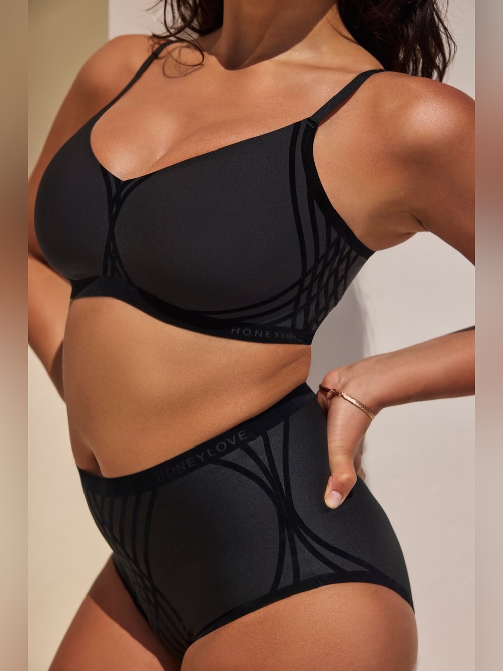 Honeylove Silhouette Wireless Black Bra